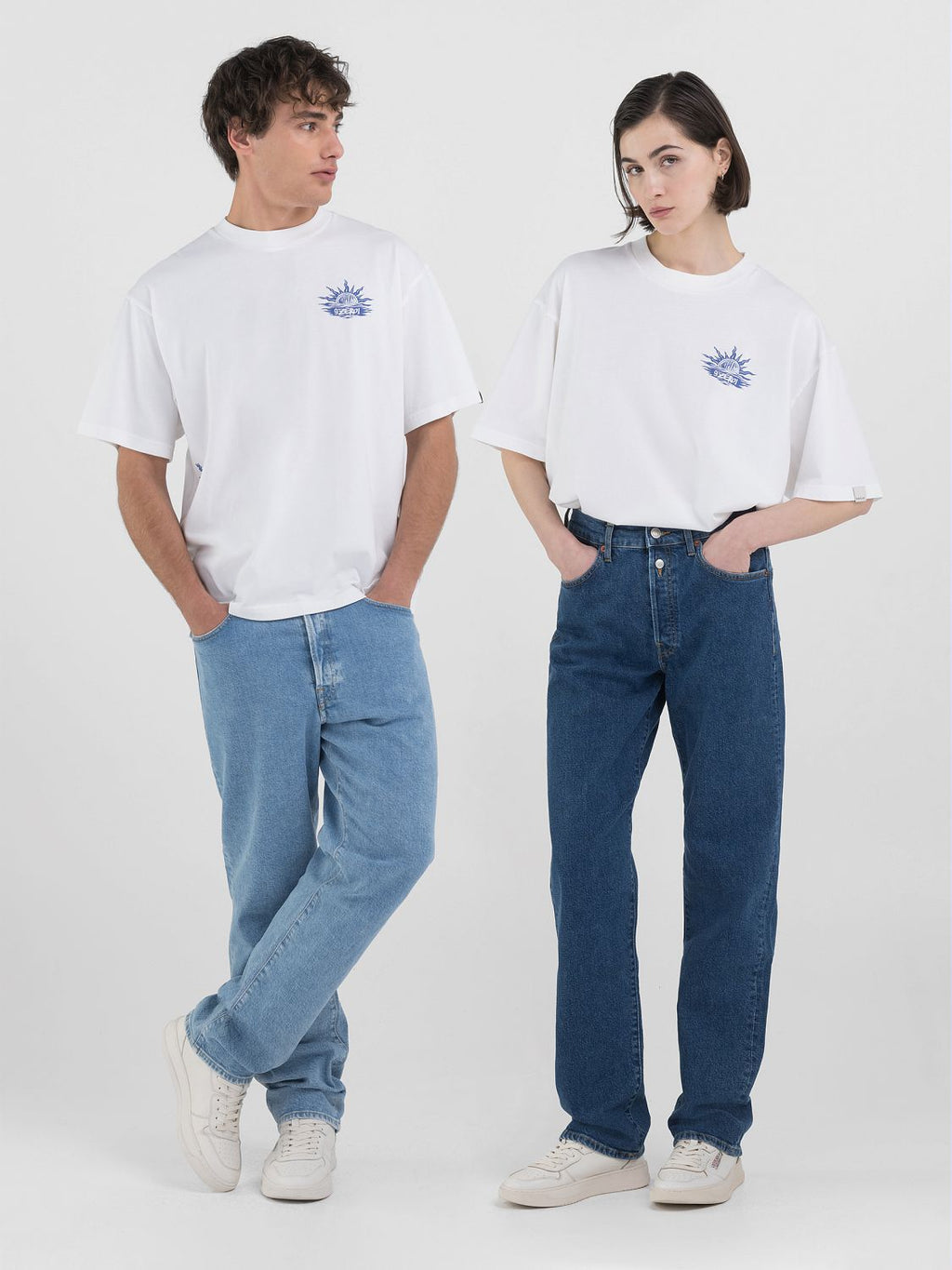 REPLAY GENDERLESS CREW-NECK T-SHIRT WITH 9ZERO1 LOGO AND GRAPHIC PRINTS