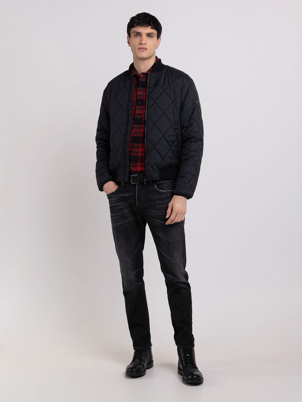 REPLAY SHORT JACKET IN RECYCLED NYLON