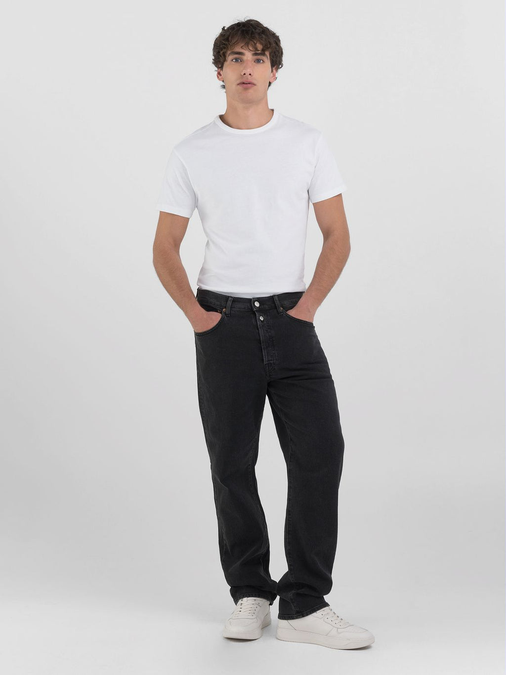 REPLAY M9Z1 STRAIGHT FIT JEANS