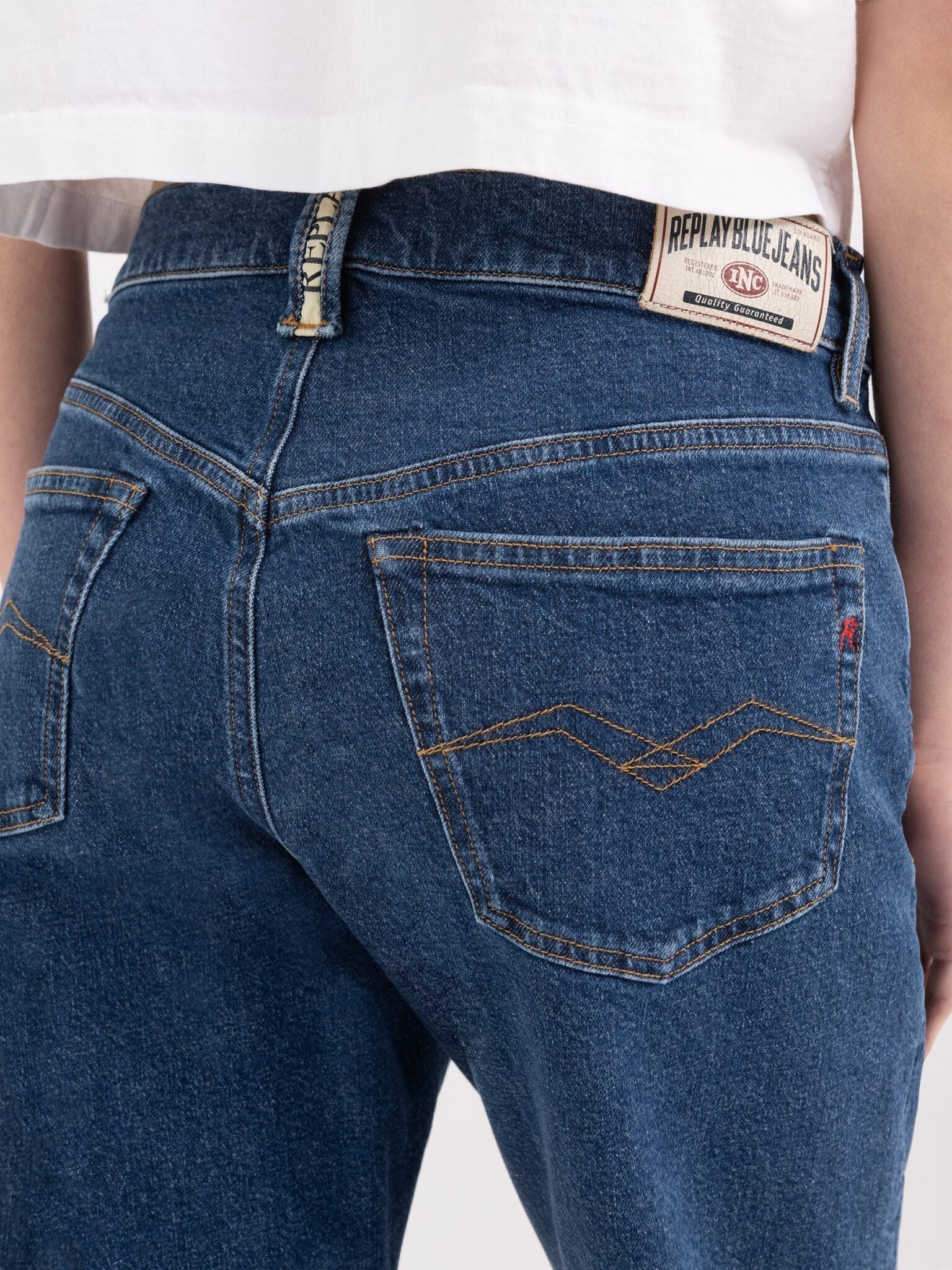 REPLAY W9Z1 STRAIGHT FIT JEANS